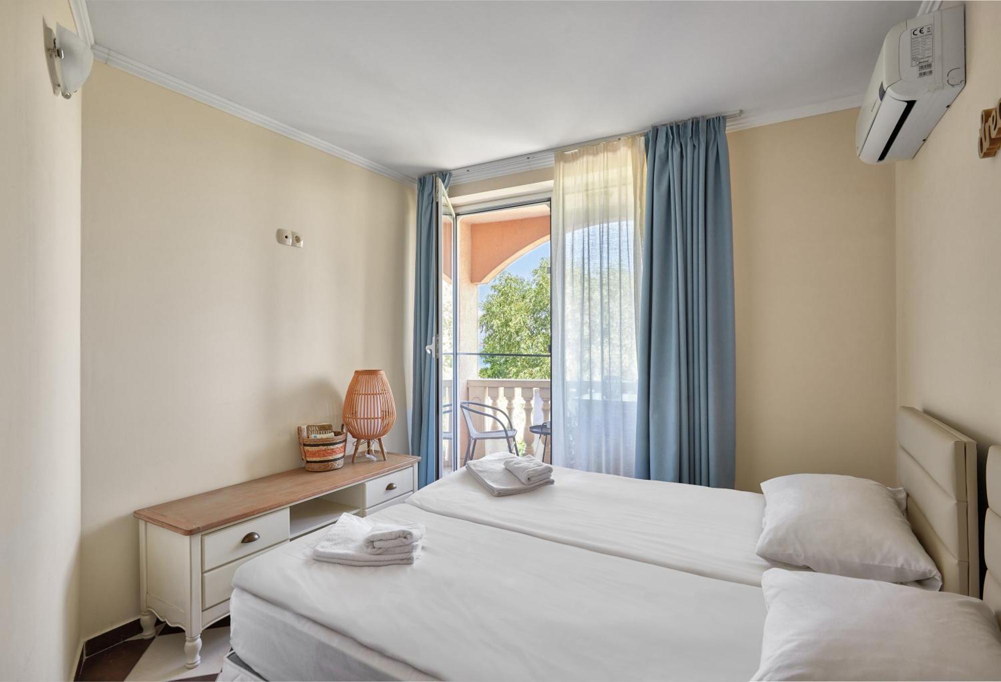 Hasienda Beach Sozopol Luxury 2 Bedroom Apartment Sea View Bagian luar foto